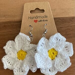 Handmade White Daisy Flower Crochet Earrings Lightweight Cotton Thread